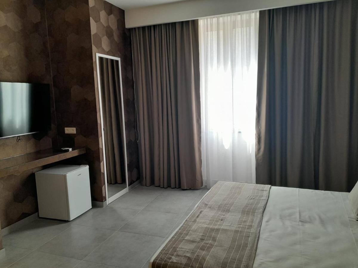 Baaria House Hotel Barcellona-Pozzo di Gotto Εξωτερικό φωτογραφία