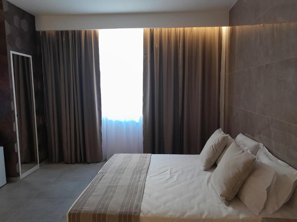 Baaria House Hotel Barcellona-Pozzo di Gotto Εξωτερικό φωτογραφία