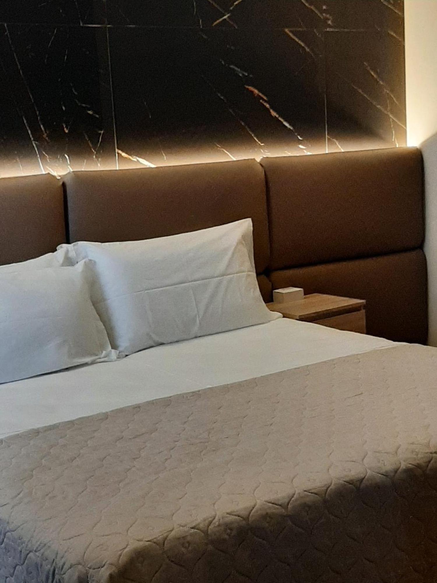 Baaria House Hotel Barcellona-Pozzo di Gotto Εξωτερικό φωτογραφία