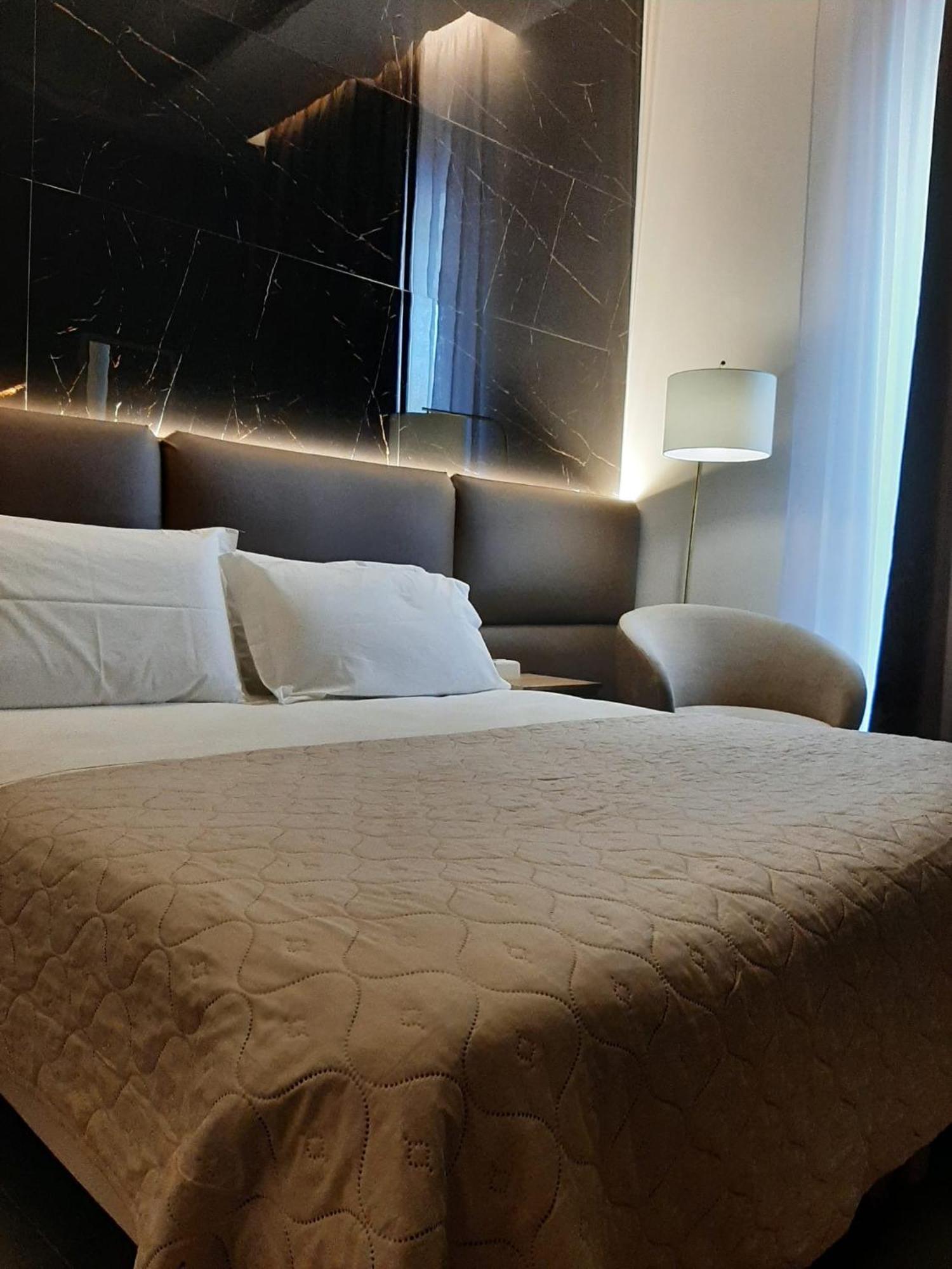 Baaria House Hotel Barcellona-Pozzo di Gotto Εξωτερικό φωτογραφία